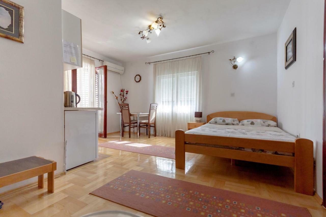 Apartament Ruza Budva