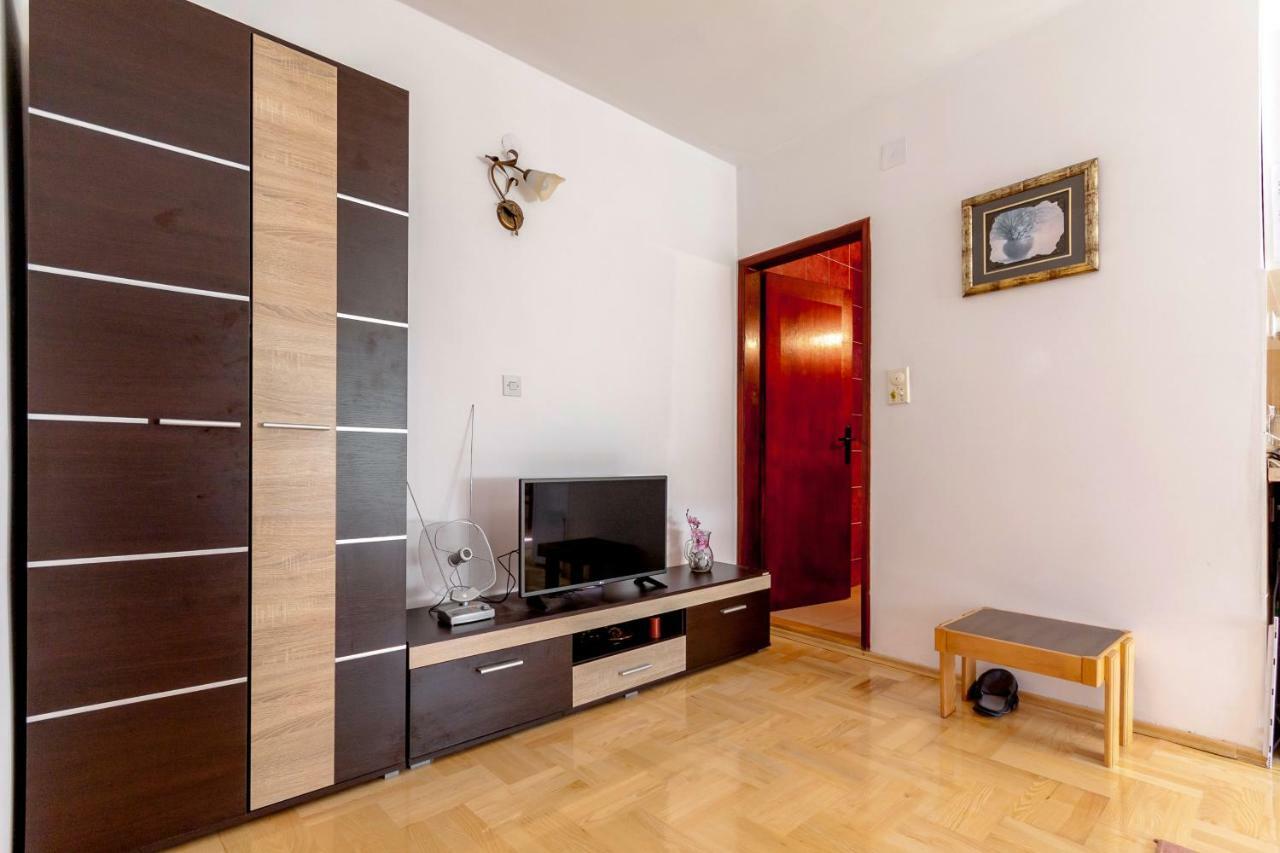 Apartament Ruza