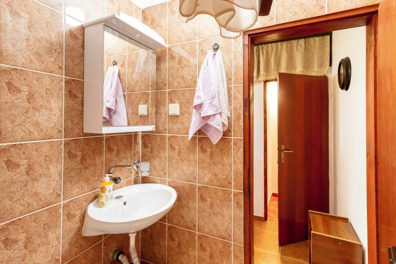 Apartament Ruza *